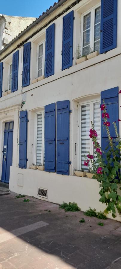 Residence Les Volets Bleus: Studio De 30 M² Classe 2 * روشفور المظهر الخارجي الصورة